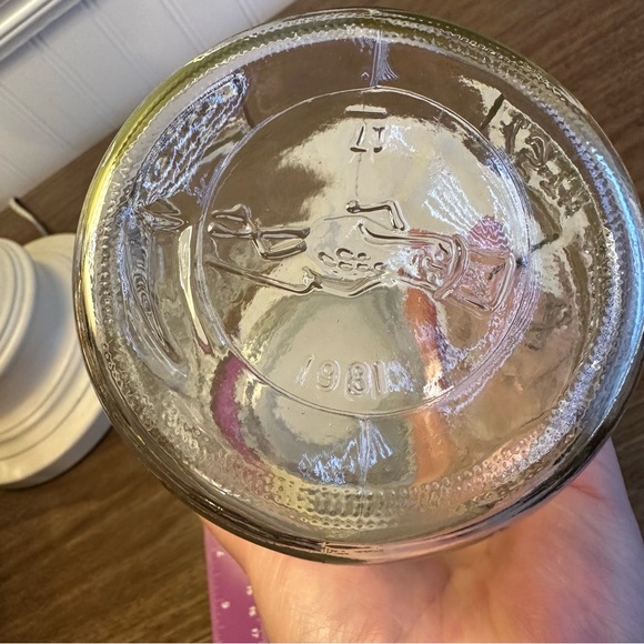 Vintage 1981 Planters Peanuts 75th Anniversary Glass Jar with Lid - Picture 6 of 6